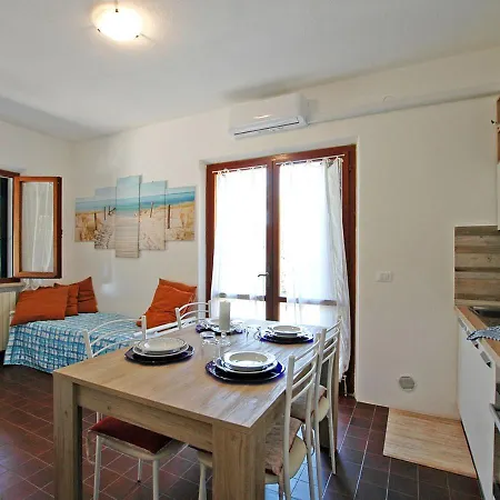 Casa Katia, Giuliana & Nami Holiday home *