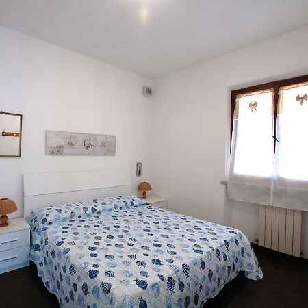 Casa Katia, Giuliana & Nami Lacona